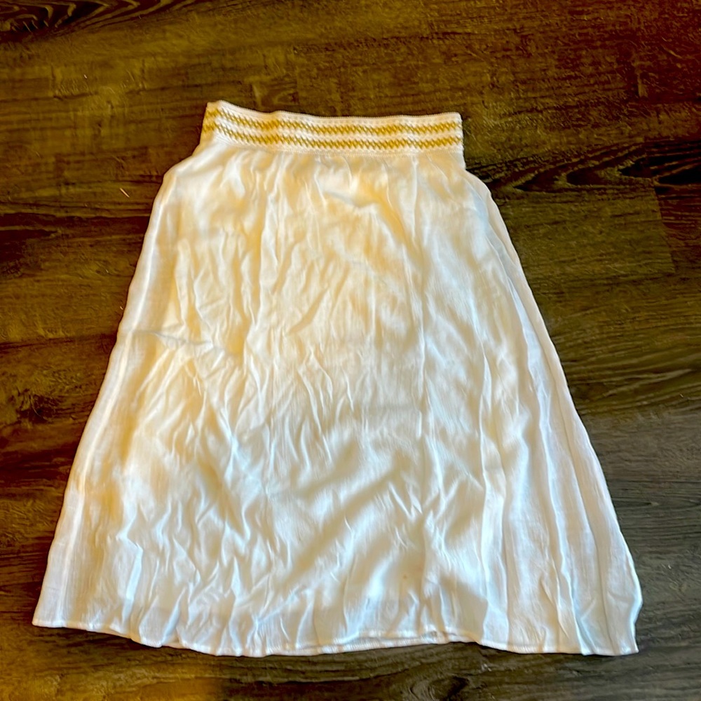White Fun Maxi Skirt! Size PM